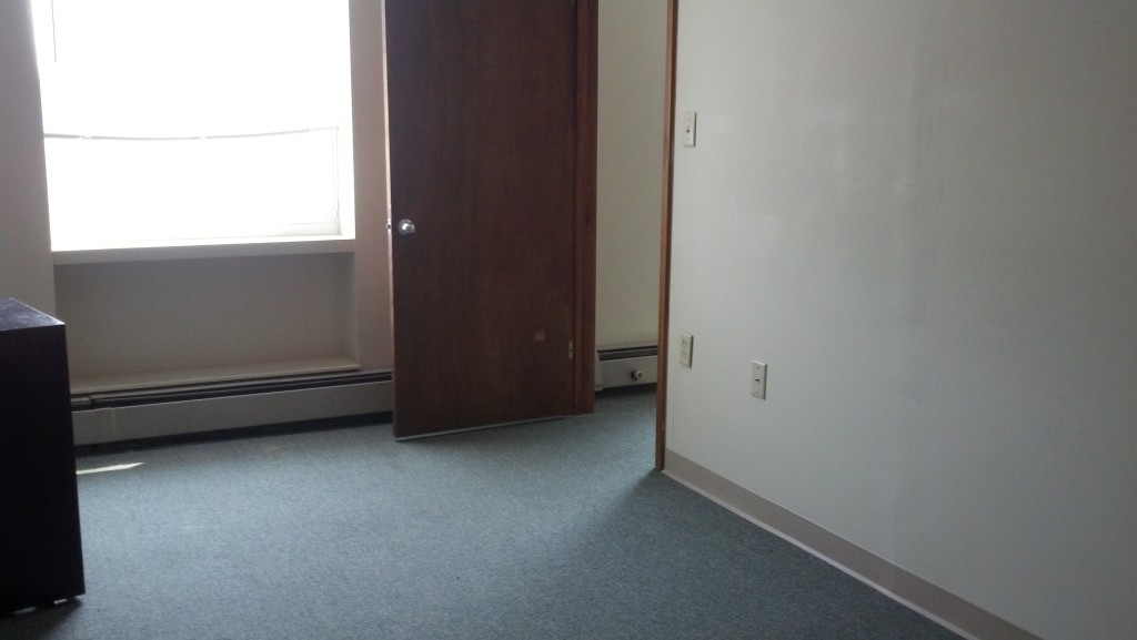 1 BR Studio Apartment Manchester NH – Free Heat and Hot Water